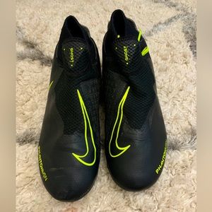 Women Nike PhantomVSN Ghost Black/Green Soccer Football Cleats Multi-ground S8.5